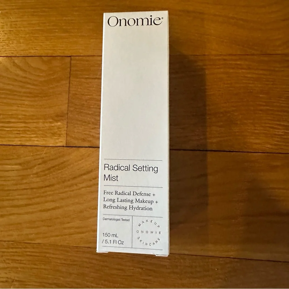 Onomie Radical Setting Mist NEW
